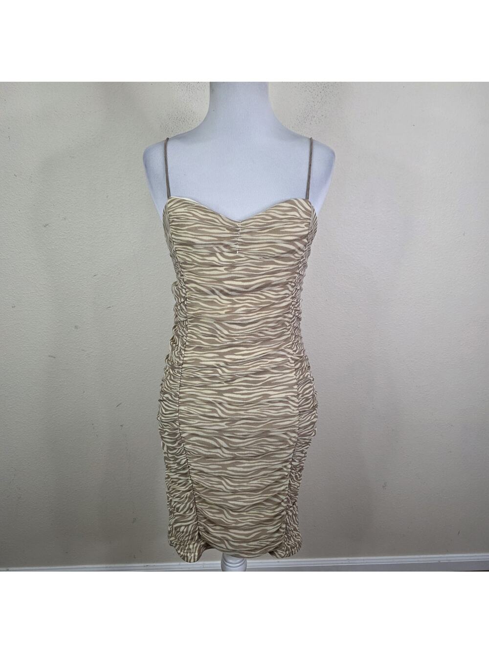 Forever 21 Women's Beige Animal Print Mini Bodycon Dress Size Small Mesh Ruching
